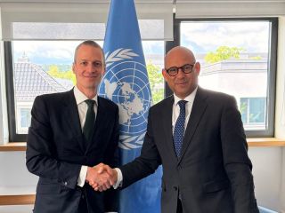 Serge Wilmes et Simon Stiell échangent sur la mise en œuvre en vue de la COP31